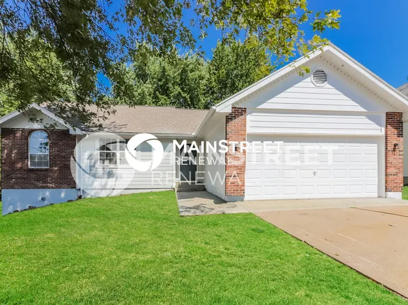 306 W Sierra Dr, Raymore, MO 64083