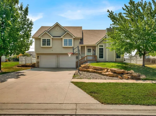 1521 SE 43rd Ter, Topeka, KS 66609