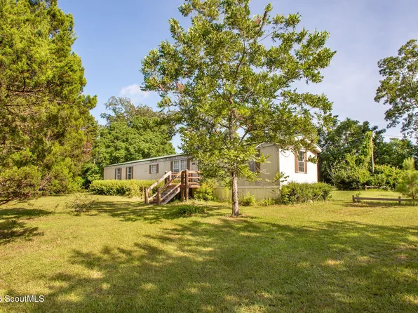 3448 Pecan Ln, Blackshear, GA 31516