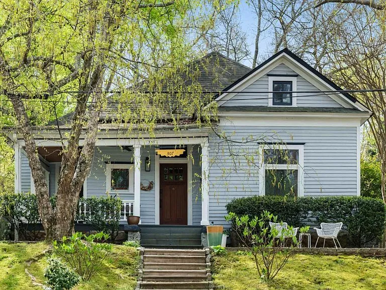 307 Georgia Ave SE — Photo 65