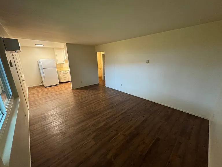 Mulberry Court Apartments — Photo 7