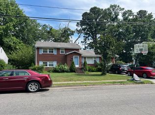 223 Prince George Dr, Hampton, VA 23669