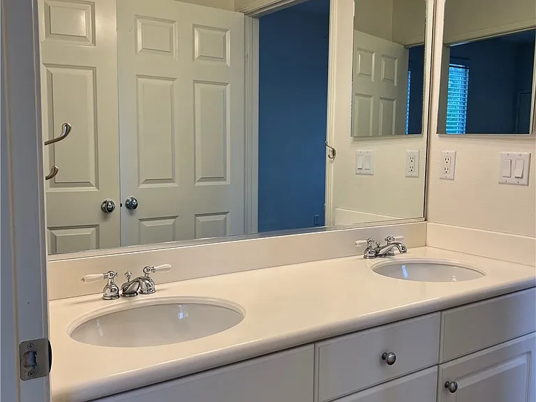 20619 Lugano Way — Photo 13