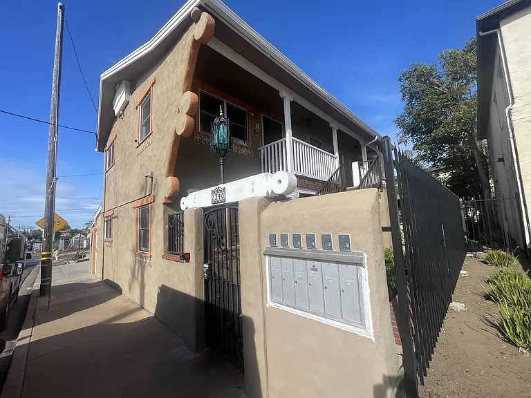 2340 Jefferson St #3 — Photo 11