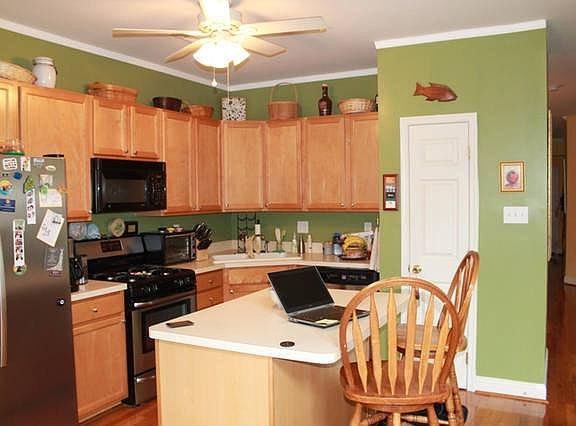 Kitchen with an island