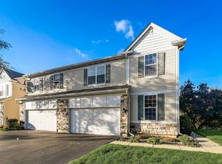 113 Grandview Ct, Volo, IL 60020