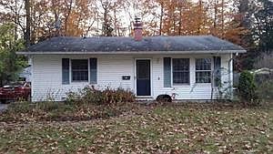 1st image of 35 Crestline Dr