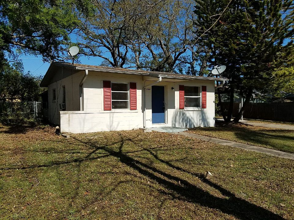 1st image of 1300 Fountainhead Dr