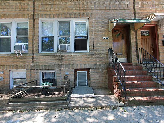 3rd image of 70-32 65th Street
