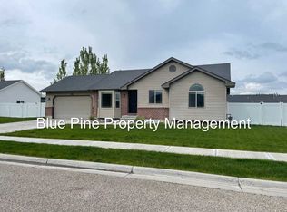 5492 Barton Ln, Idaho Falls, ID 83406