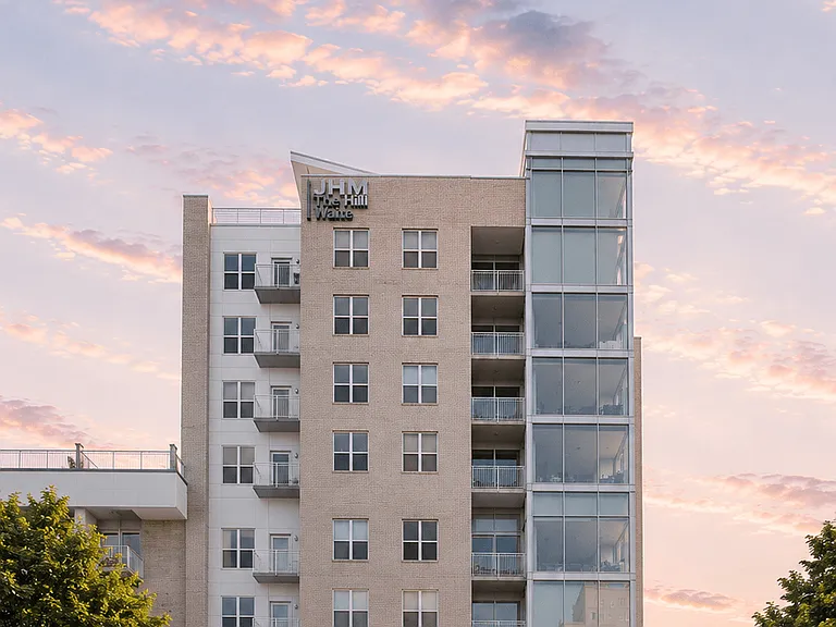 The Whit Apartments — Photo 52
