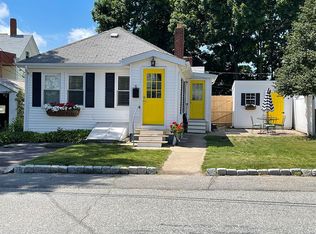 6 Knowlton Sq, Gloucester, MA 01930