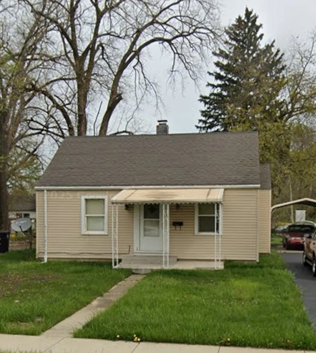 2 bed, 696 sqft, $1,200 — Photo 1