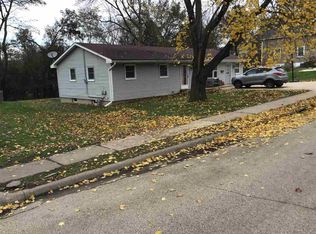 1111 Vernon St, Dubuque, IA 52001