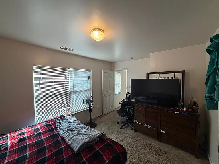 218 Obrien Rd — Photo 40