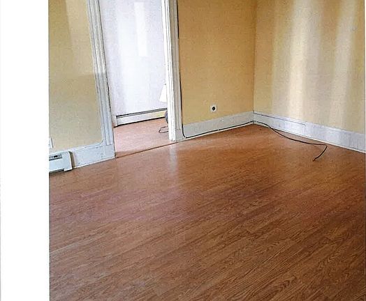 4th image of 755 E 5th St #755