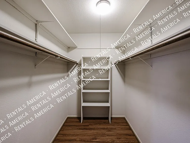 2466 W Onza Ave — Photo 21