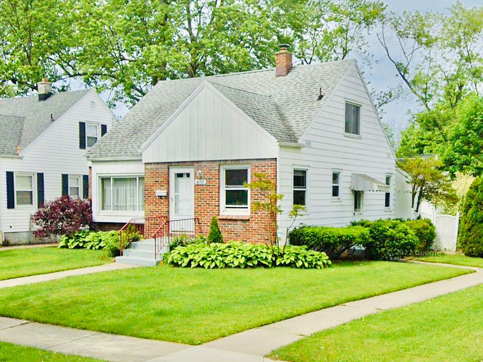 1st image of 416 Maynard Dr