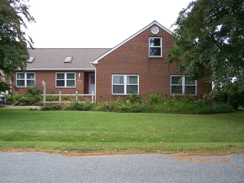 Beautiful Brick Rancher