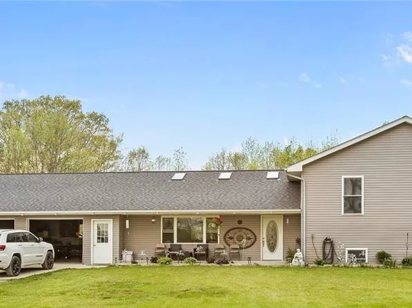 15756 Lewis Rd, Capac, MI 48014