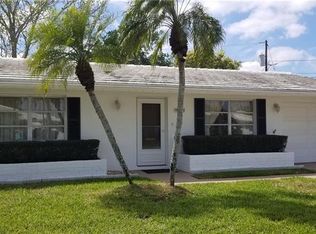 9908 Mainlands Blvd N, Pinellas Park, FL 33782