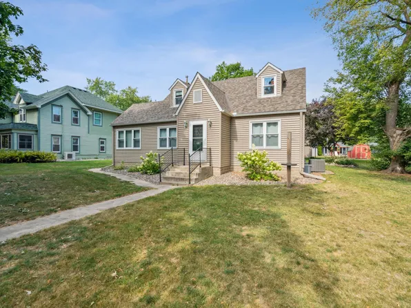 309 Angel Ave SW, Watertown, MN 55388