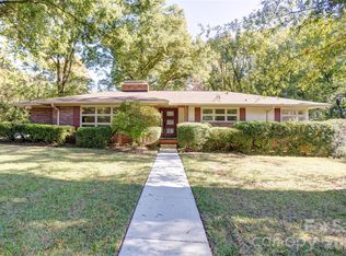 688 Grandview Dr NE, Concord, NC 28025