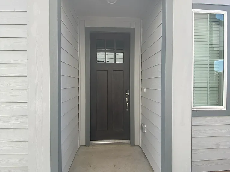 4112 Glowing Hearth Dr — Photo 2