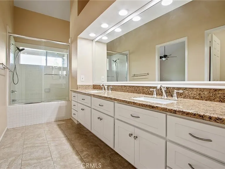 118 Baycrest Ct — Photo 9