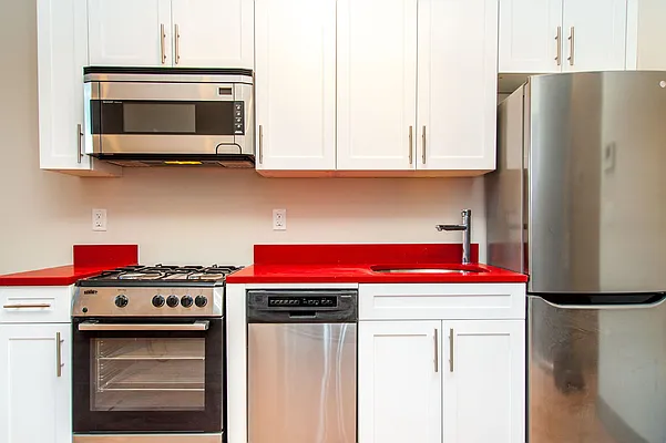 Rented by Nooklyn NYC LLC | media 9