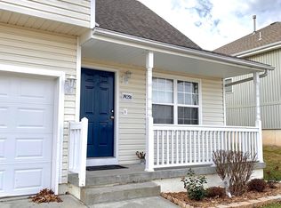 7405 E 165th St #B, Belton, MO 64012