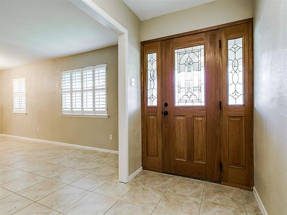 5th image of 14417 Tanglewood Dr