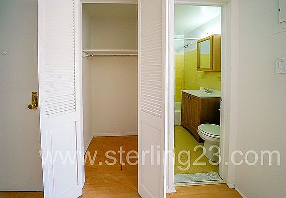 4th image of 2277 Steinway St APT 6