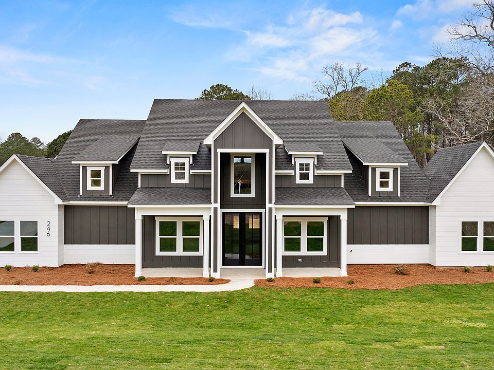 1st image of 246 S Smith Rd