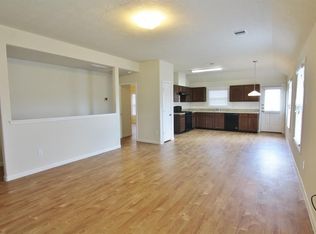 6310 Heffernan St, Houston, TX 77087