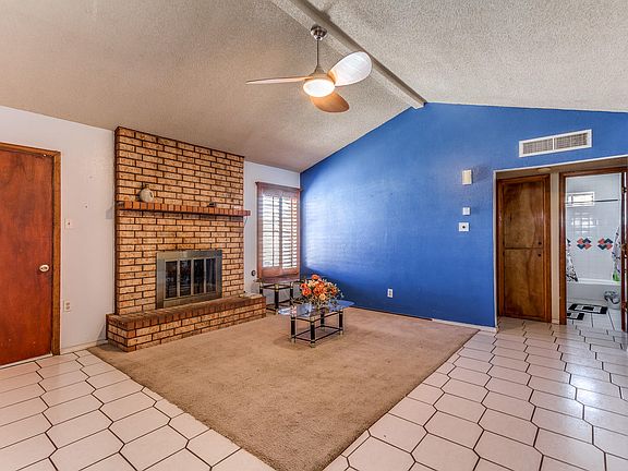 4th image of 2520 Lake Omega St