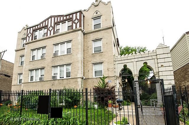 1st image of 1726 W Estes Ave APT 3S
