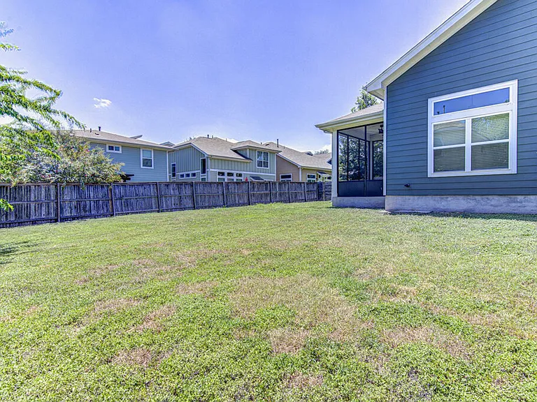 2117 Maxwell Ln — Photo 28