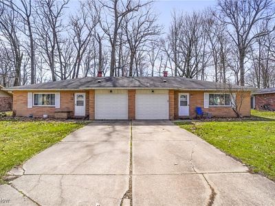1524 & 1526 Robin Ln, Stow, OH, 44224