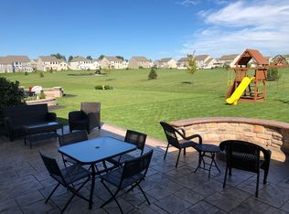 725 Maple Vista Dr, Delaware, OH 43015