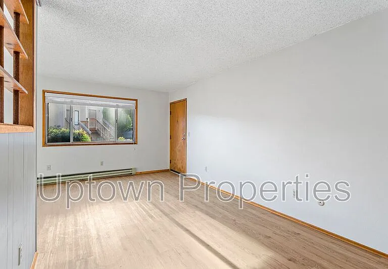 1508 SW Dewitt St #7 — Photo 9