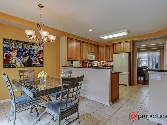Kitchen / Breakfast Room