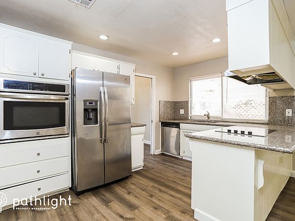 4th image of 7724 Dorchester Way