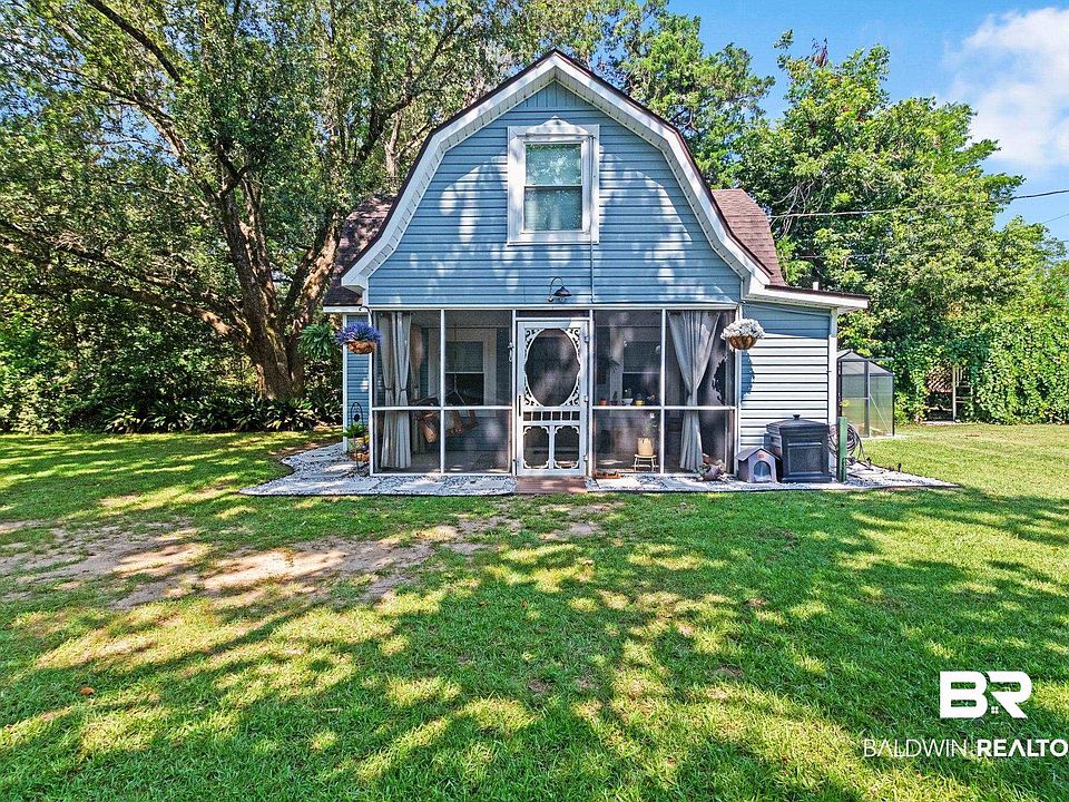 1st image of 14685 Camelia Ave