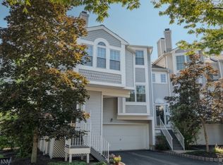 801 Dellwood Ln, Whippany, NJ 07981