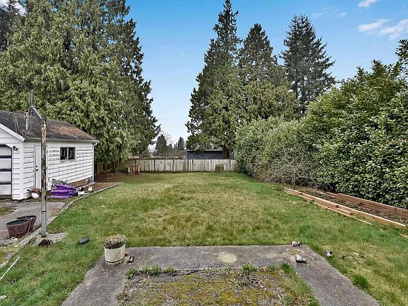 2nd image of 9565 116th St