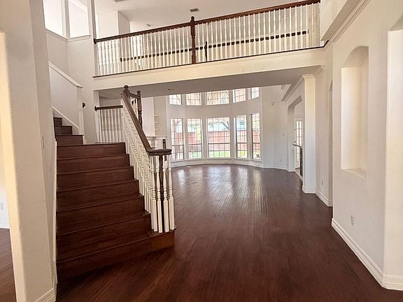 2nd image of 7309 Fair Valley Way