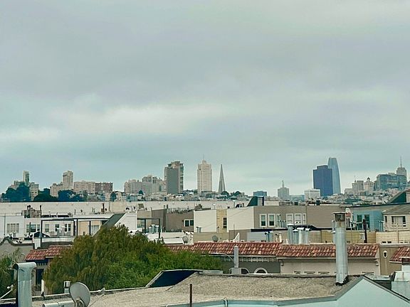 4th image of 3436 Pierce St APT 11