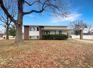 1225 Central Pkwy, Florissant, MO