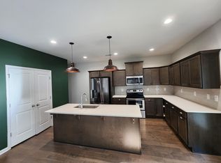 100 Bluestem Ct, Perry, GA 31069